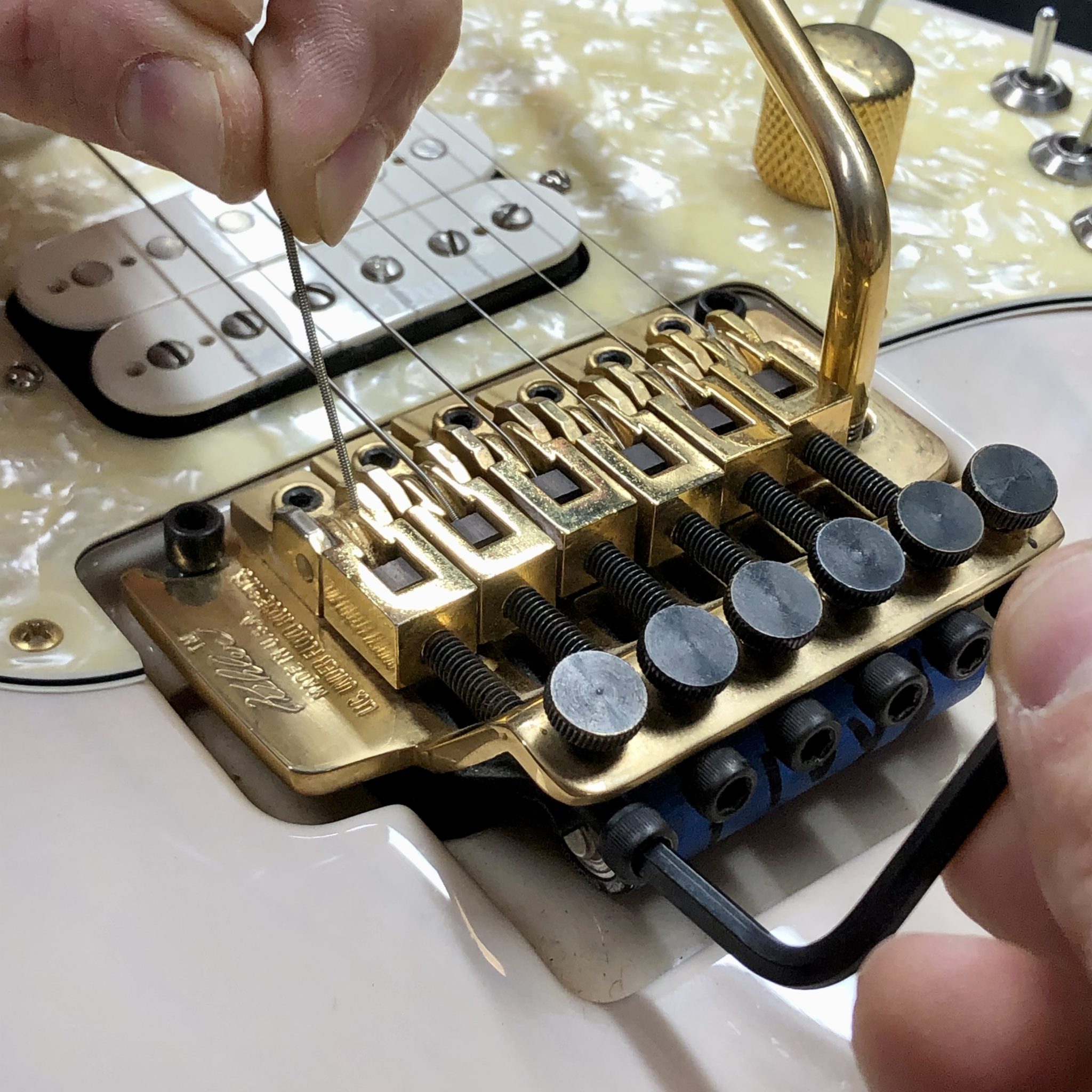 Restringing An Electric Guitar Calico Guitarworks